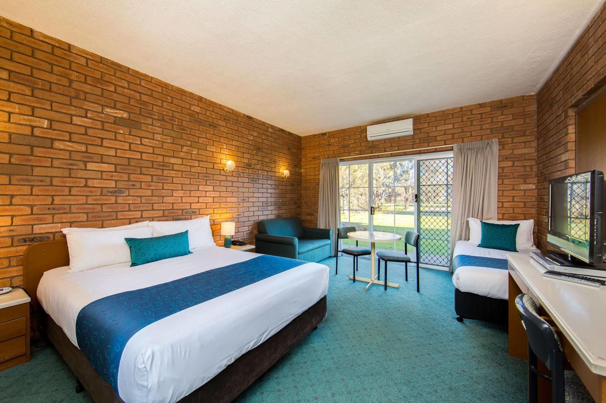 Thurgoona Country Club Resort Екстериор снимка